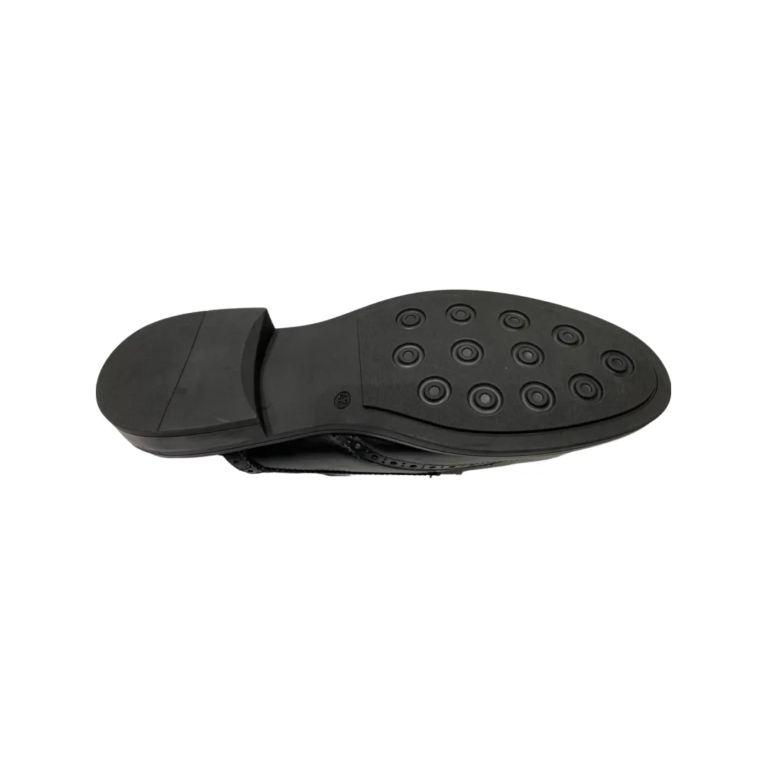 Men's Shoe Black Cross Strap Sandals